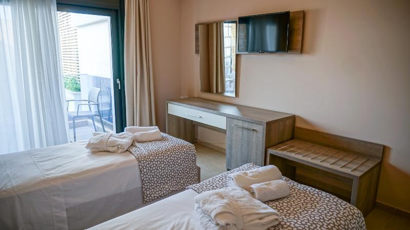 Agnes Deluxe Hotel Пефкохорі Екстер'єр фото